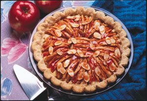 Apple-Almond Pie