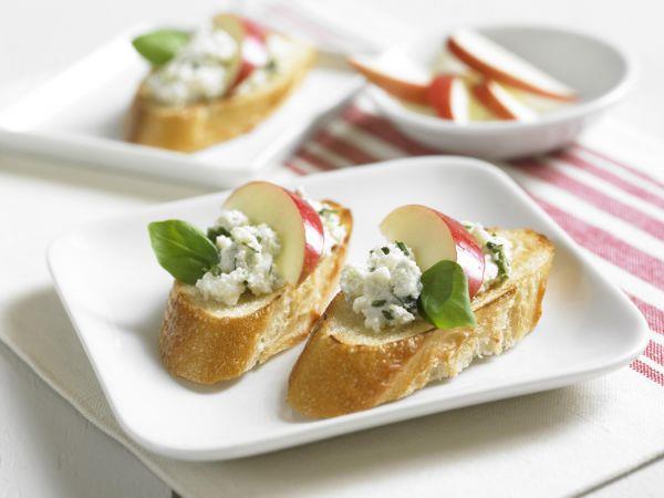 Creamy Blue Cheese and Honey Apple Topped Crostini