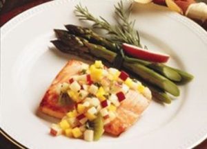 Salmon with fresh apple relish